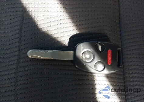 2011 Honda Pilot Ex from USA, damaged, VIN 5FNYF4H44BB019137